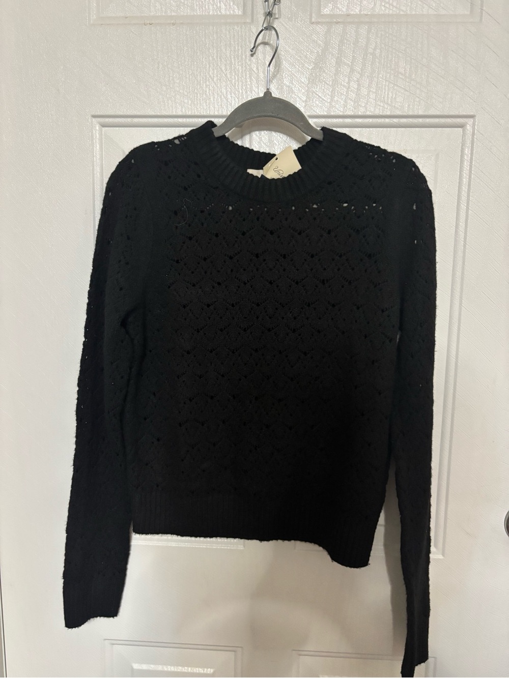 Universal Thread Black Open-Knit Crewneck Sweater